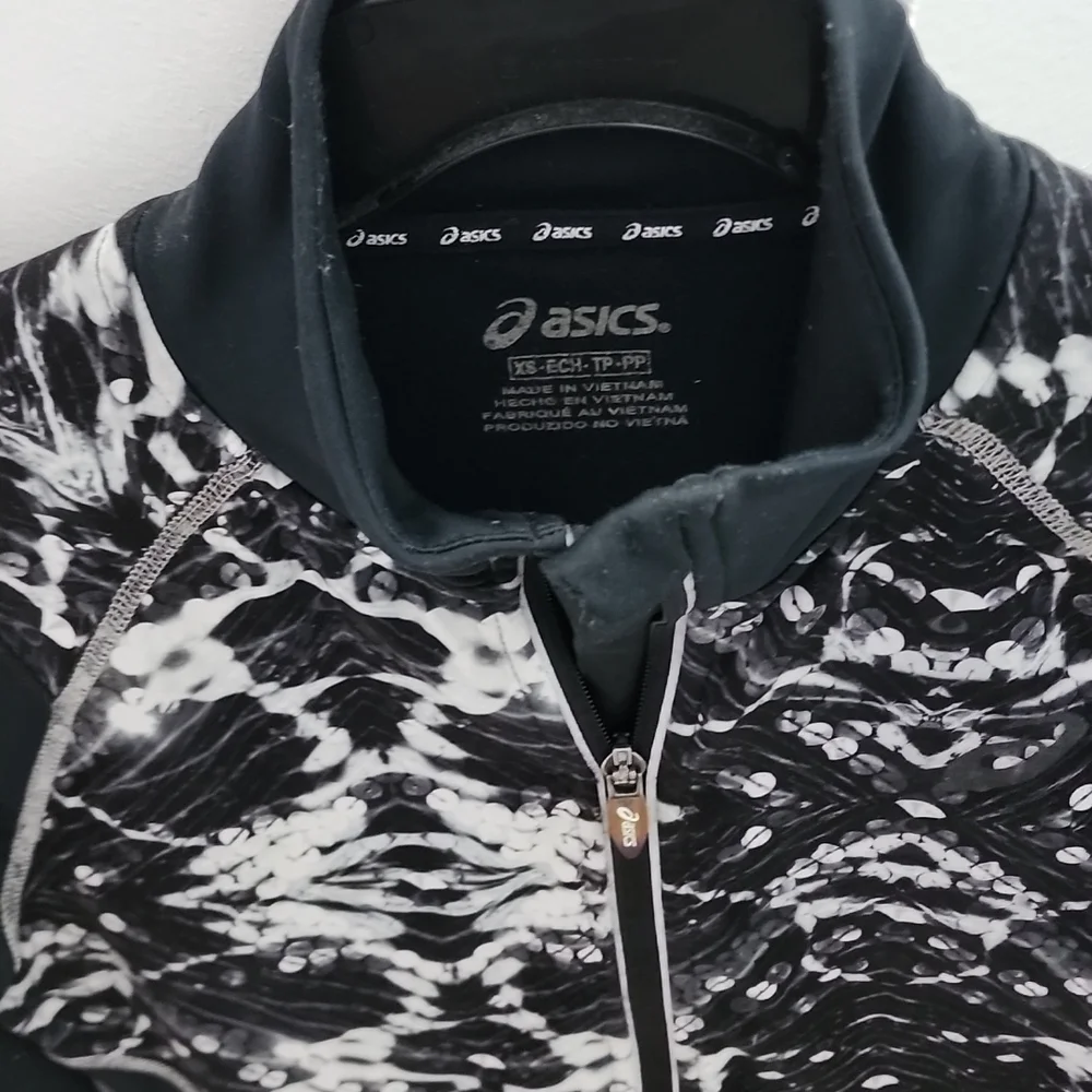 Asics Performance Jacket - Picture 2 of 5